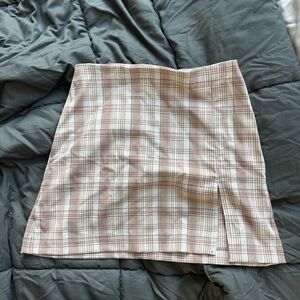 Aritzia Plaid Tan and White Women's Skirt S